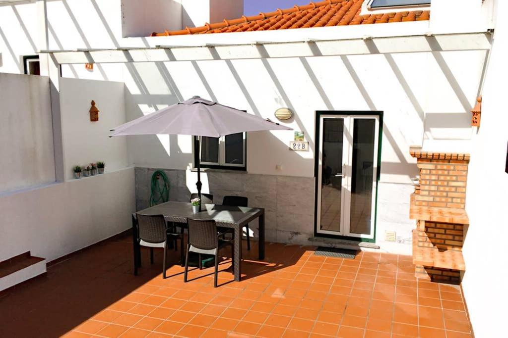 Willa Charming Obidos Townhouse Zewnętrze zdjęcie